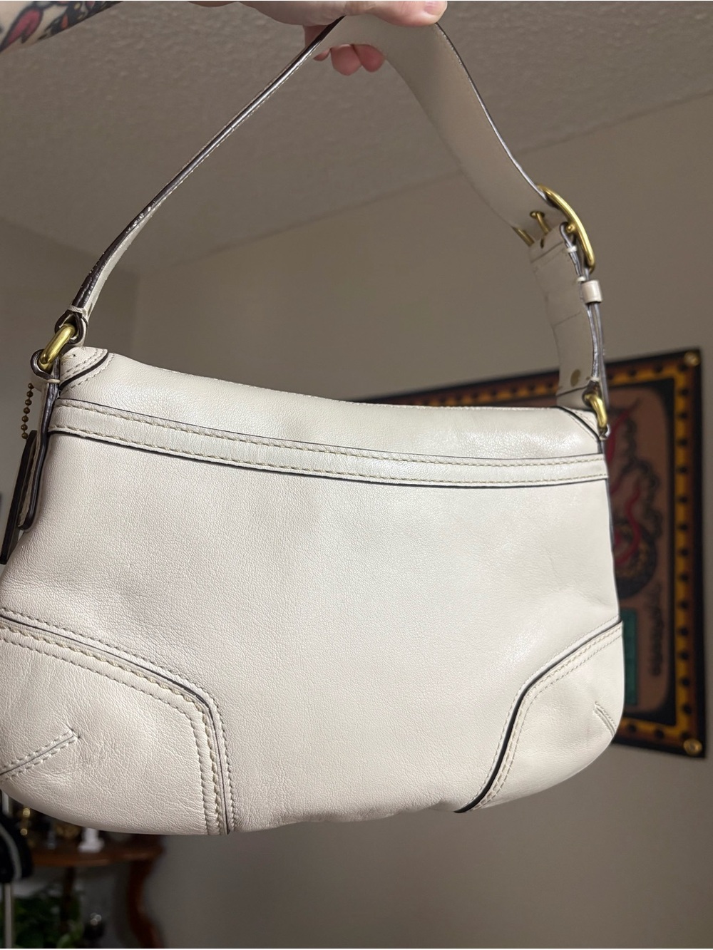 Coach Hampton Shoulder Bag - Picture 2 of 5